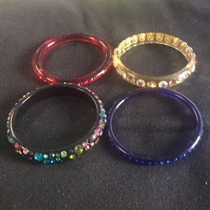 listing-status-banner